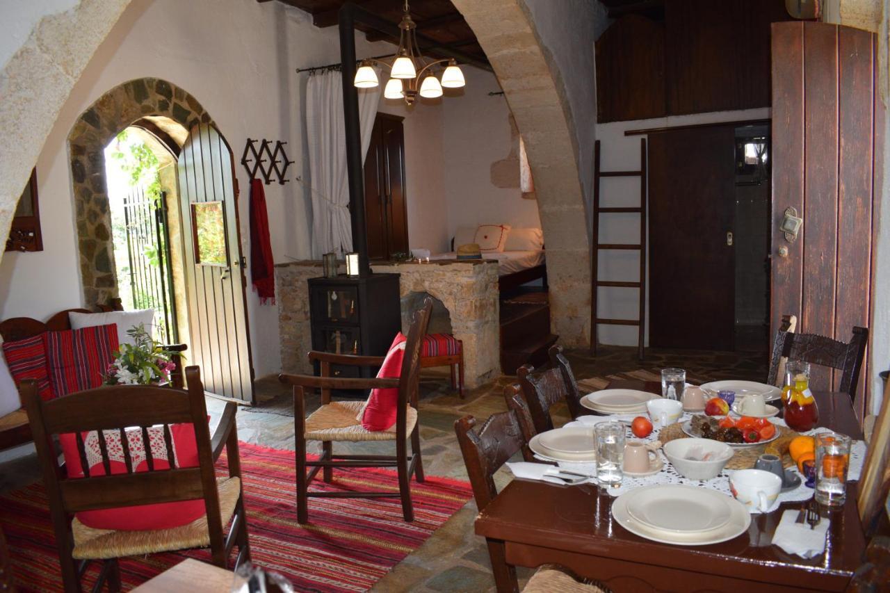 Anna'S Stone House Villa Megala Chorafia Buitenkant foto